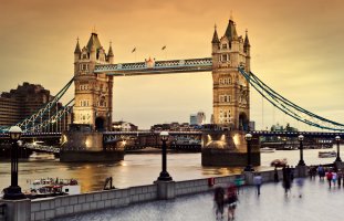 Фотообои 2 Вид с окна, арт. 23260