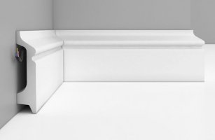 Плинтус напольный Decomaster арт. D122