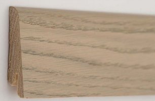 Плинтус шпонированный Kluchuk Rustique 60 Дуб серебряный