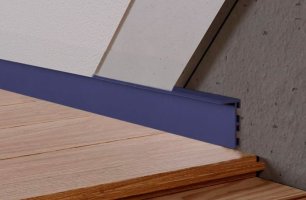 Алюминиевый плинтус скрытого монтажа Синий Kluchuk 30x15 ALU-S3015R