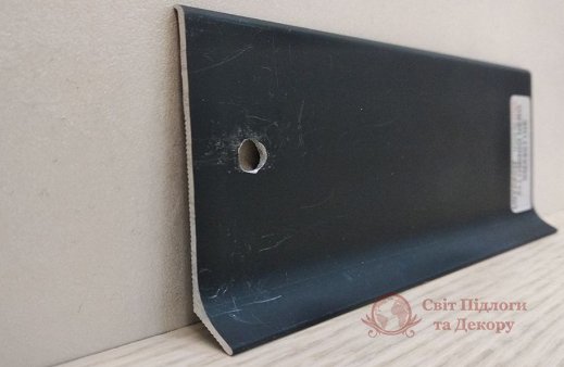 Плінтус алюмінієвий Luciano Alluboard Чорний матовий 60x11 фото №1