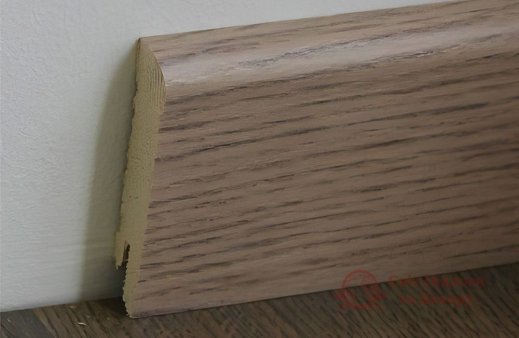 Плінтус шпонований Pedross Дуб D020014 70х15 фото №1