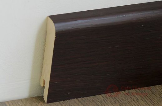 Плінтус шпонований Pedross Дуб D020053 70х15 фото №1